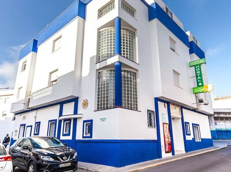 مسافرخانه Margaritas 21 Rooms