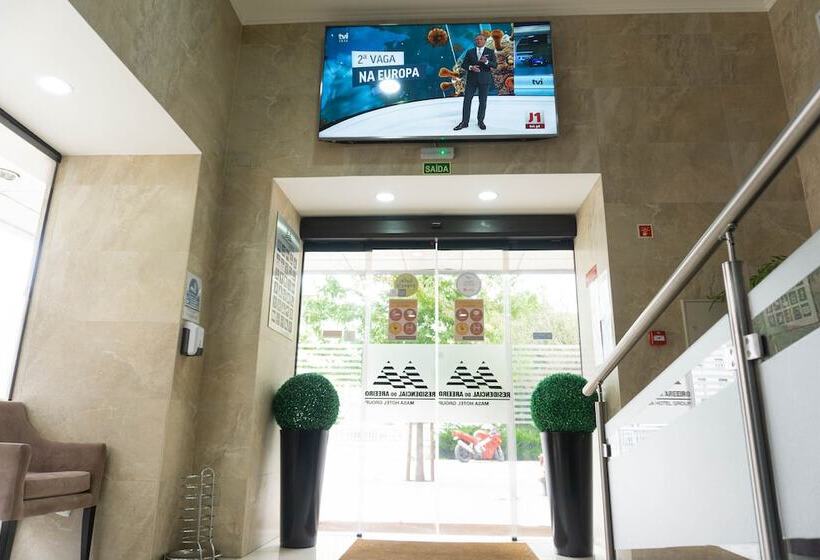 مسافرخانه Residencial Do Areeiro