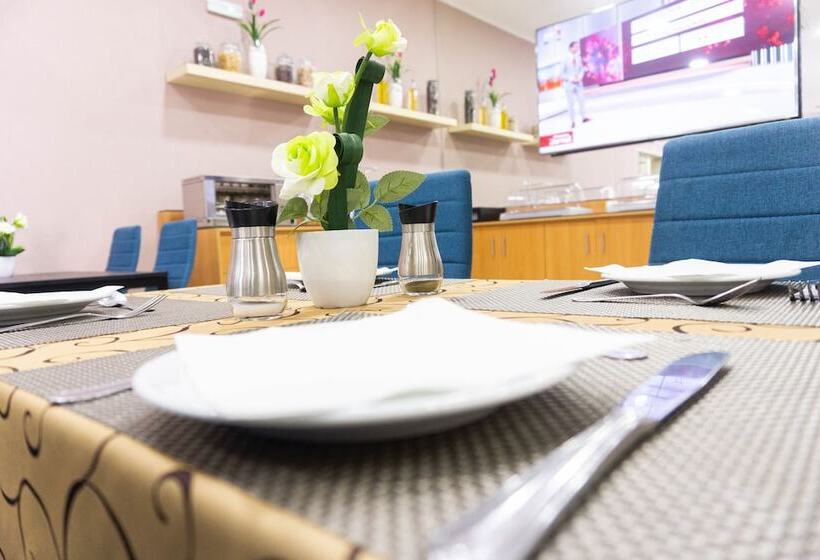 مسافرخانه Residencial Do Areeiro