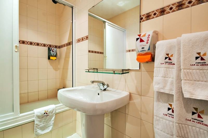 مسافرخانه Residencial Do Areeiro