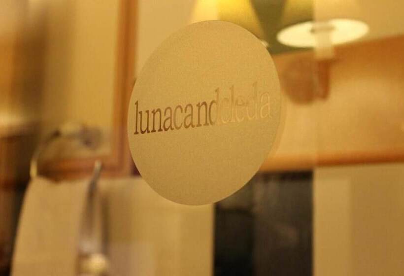 Hostal Rural Luna Y Lunaposada