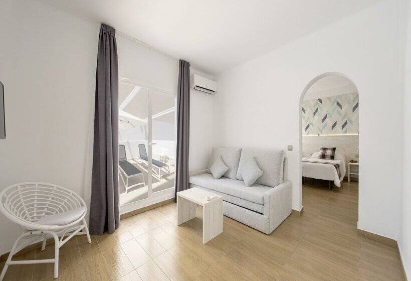 פונדק Vibra Lei Ibiza - Adults Only