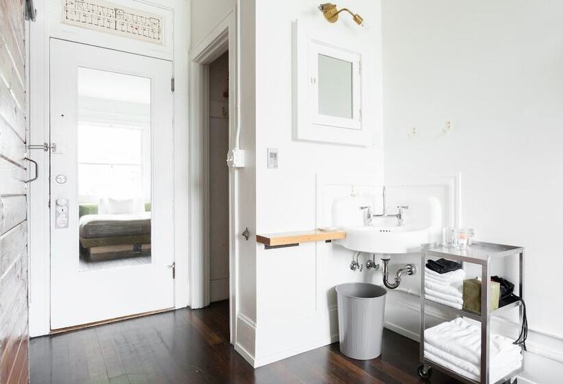 The Clyde Hotel Portland By Kasa