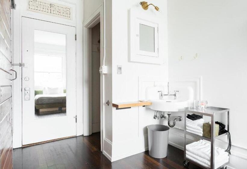 The Clyde Hotel Portland By Kasa