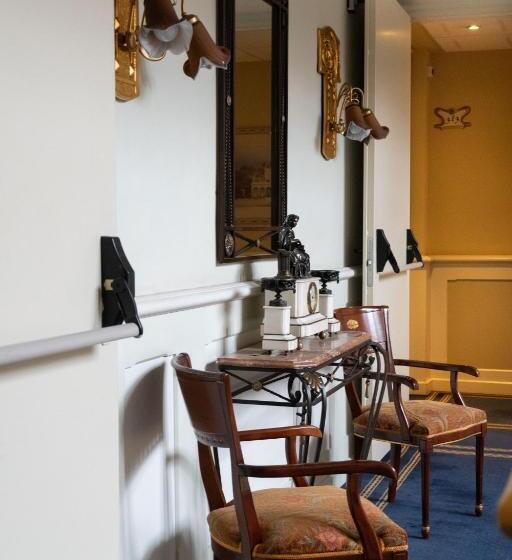 هتل Alda Mercado De Zamora