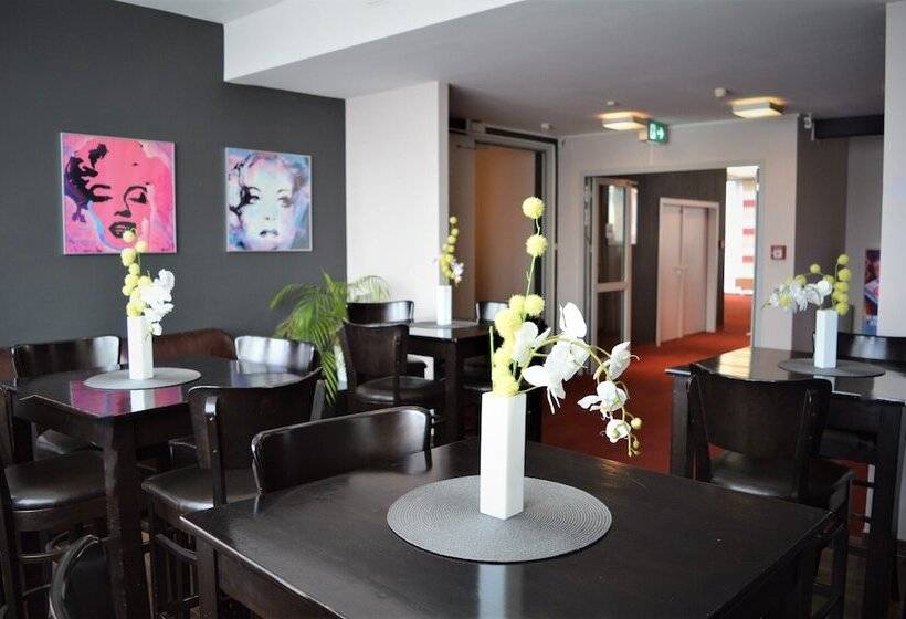 בית מלון כפרי Amedia Express Passau, Trademark Collection By Wyndham