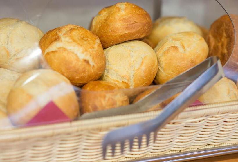 בית מלון כפרי Amedia Express Passau, Trademark Collection By Wyndham