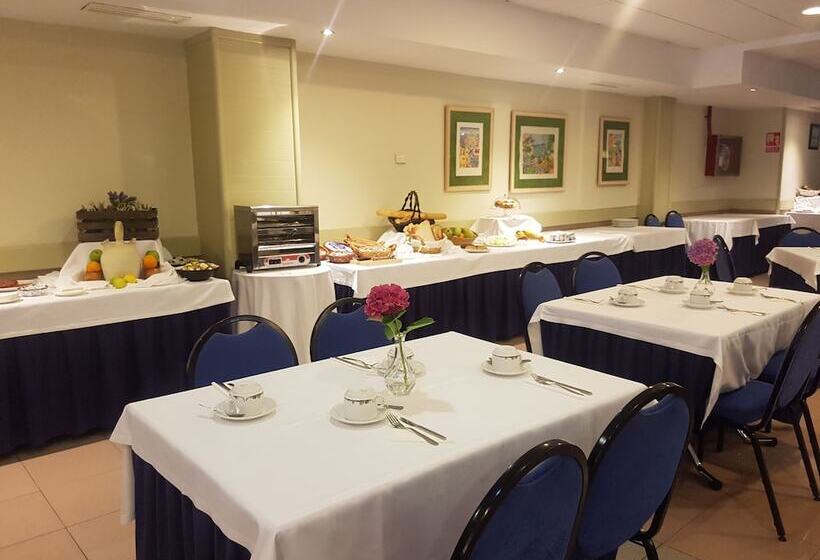 Отель Arcea Villaviciosa