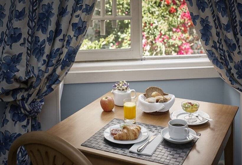 فندق As Americas