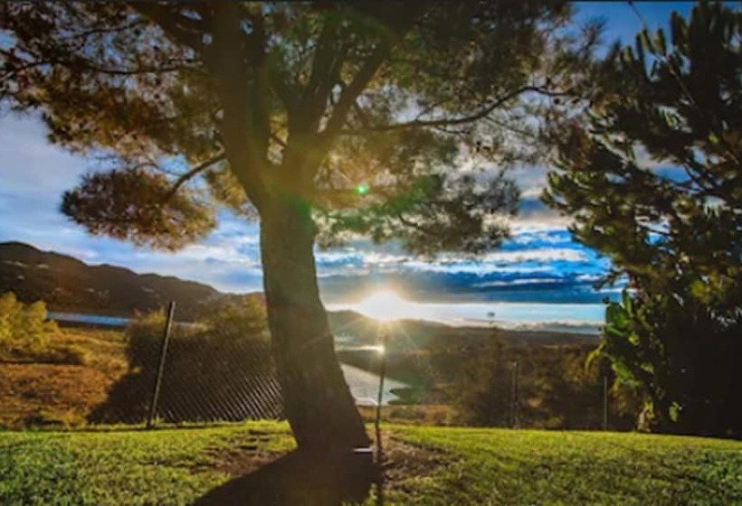 B Bou Hotel La Viñuela & Spa