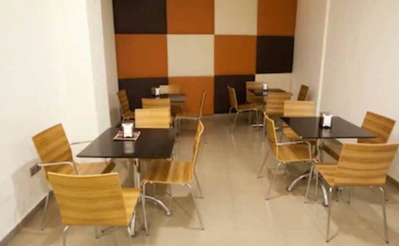 ホテル Bajamar Centro