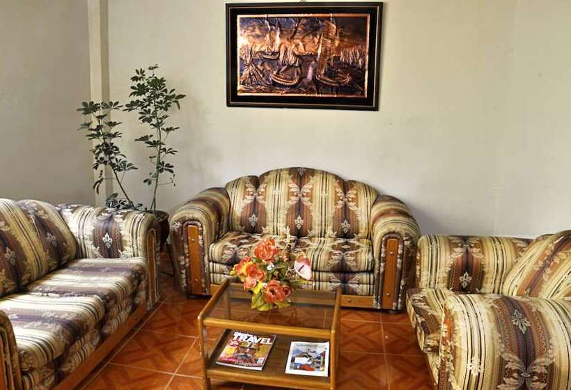 Отель Balsa Inn