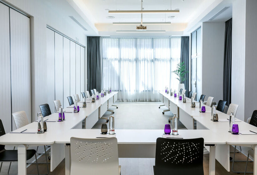 هتل Barcelo Imagine