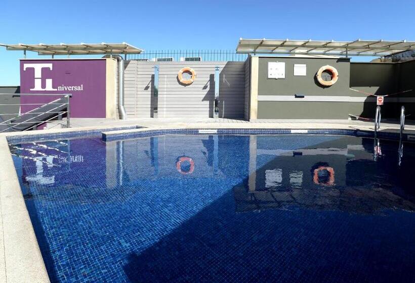 هتل Barcelona Universal