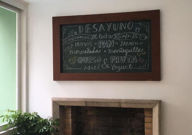 Отель Basadre Suites