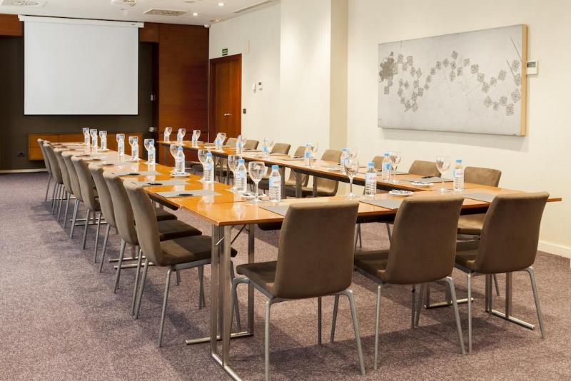 هتل B&B Ciudad de Lleida