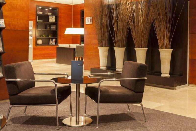 B&b Hotel Zaragoza Los Enlaces Estación