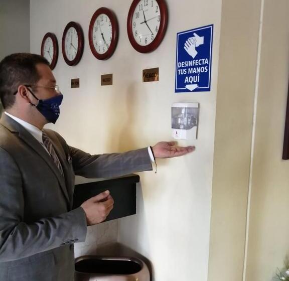 فندق Residencial Inn & Suites