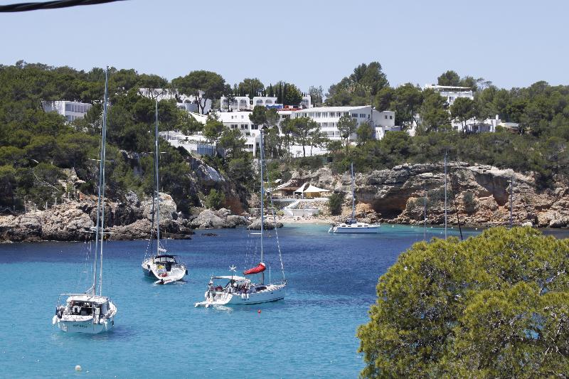 Bg Hotel Portinatx Beach Club