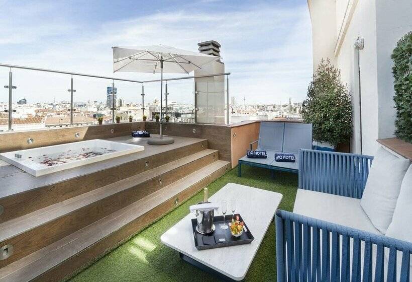 Boutique Hotel H10 Villa de La Reina