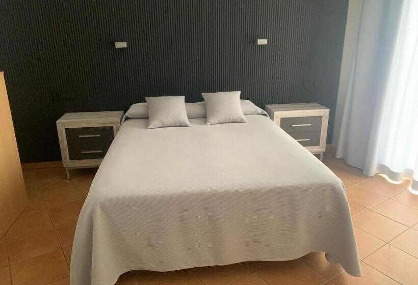 فندق Cal Mariner