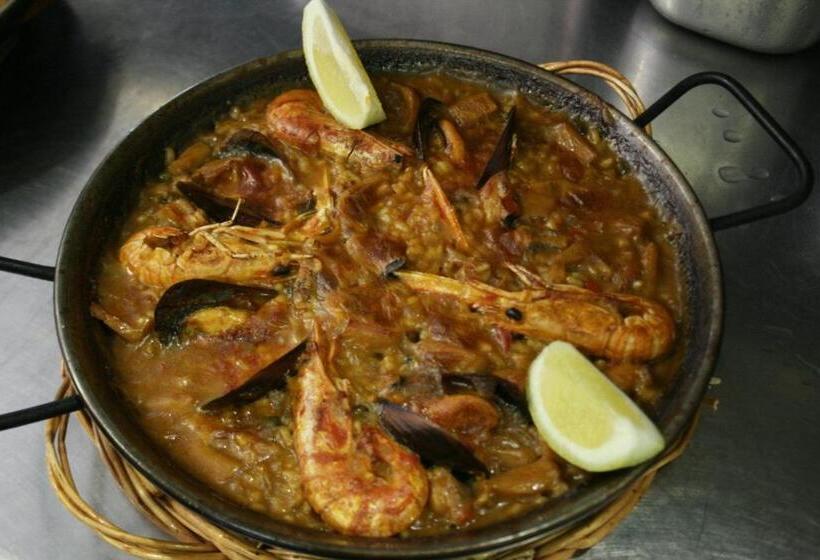 فندق Cal Mariner