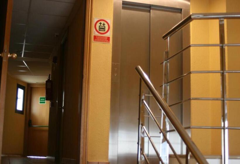 فندق Cal Mariner