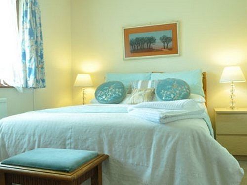 فندق Caledonian House