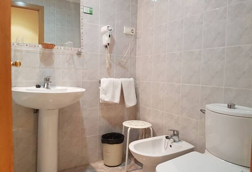 בית מלון כפרי Camargo