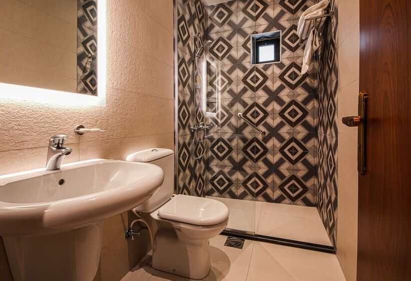 هتل Canary Boutique