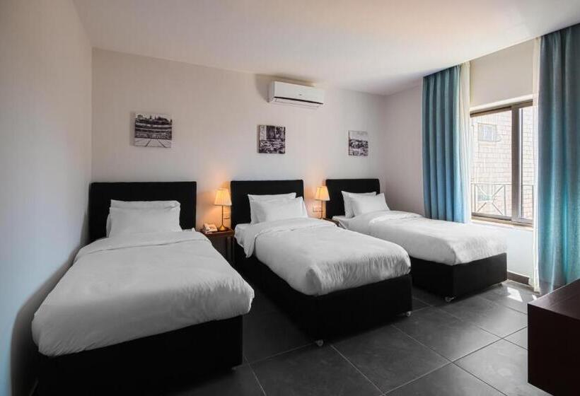 هتل Canary Boutique