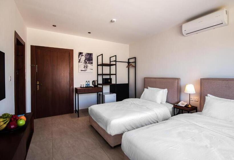 هتل Canary Boutique