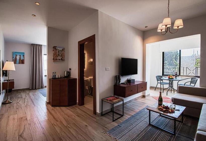 هتل Canary Boutique