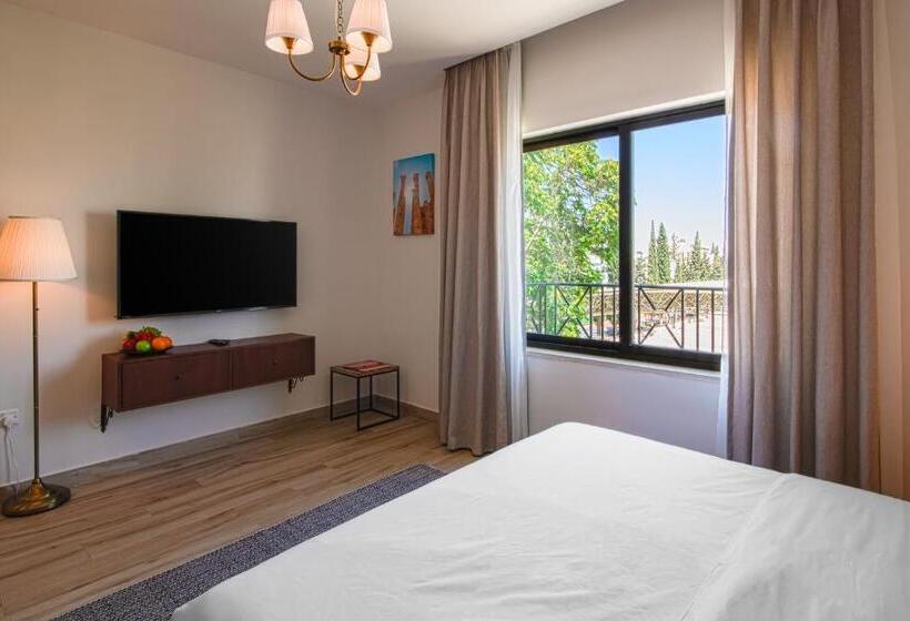 هتل Canary Boutique