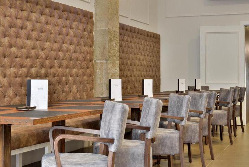 Отель Catalonia Portal de L' Angel