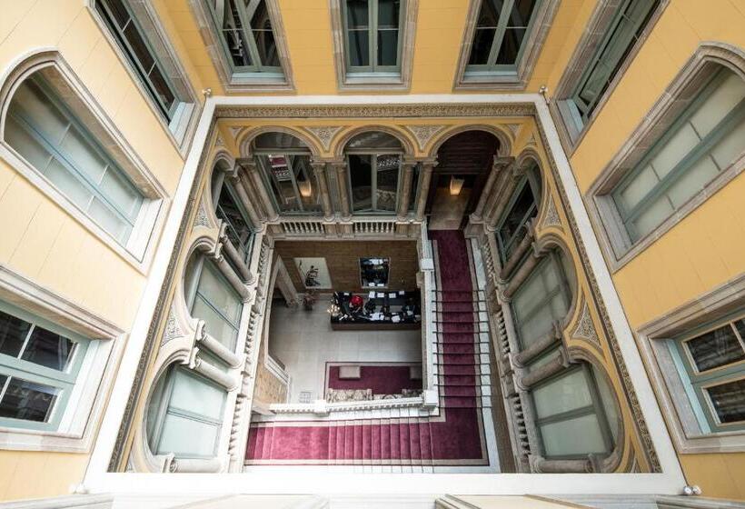 Отель Catalonia Portal de L' Angel