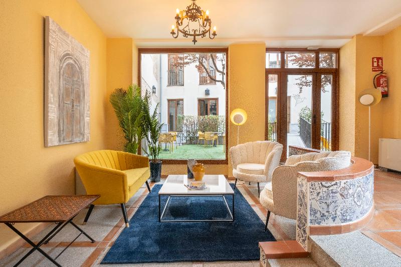 هتل Cetina Palacio Ayala Berganza