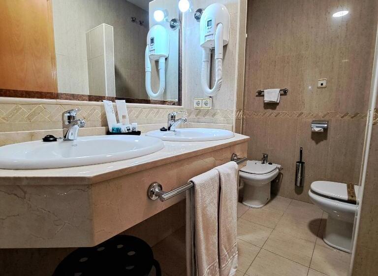 酒店 Ciudad Cangas De Onis