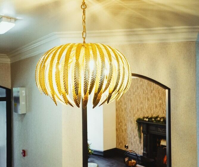 בית מלון כפרי The Cranleigh Boutique