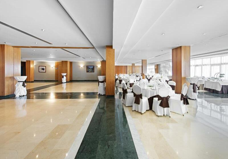 Отель Elba Vecindario Aeropuerto Business & Convention