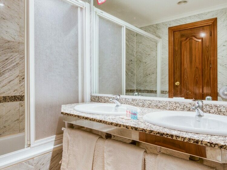 酒店 Emperatriz Iii