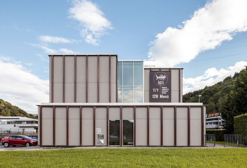 酒店 Kyriad Direct Eth Irun