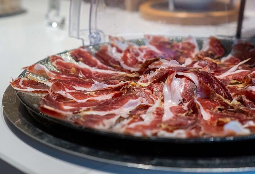 酒店 Kyriad Direct Eth Irun