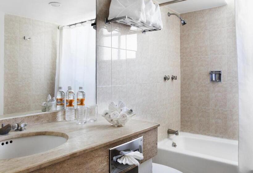 هتل Francia Aguascalientes