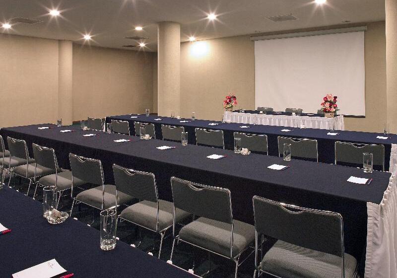 هتل Francia Aguascalientes