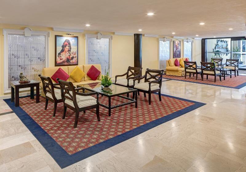 هتل Francia Aguascalientes