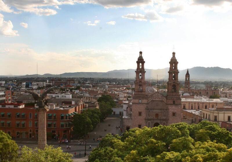 هتل Francia Aguascalientes