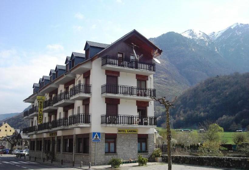 בית מלון כפרי Garona