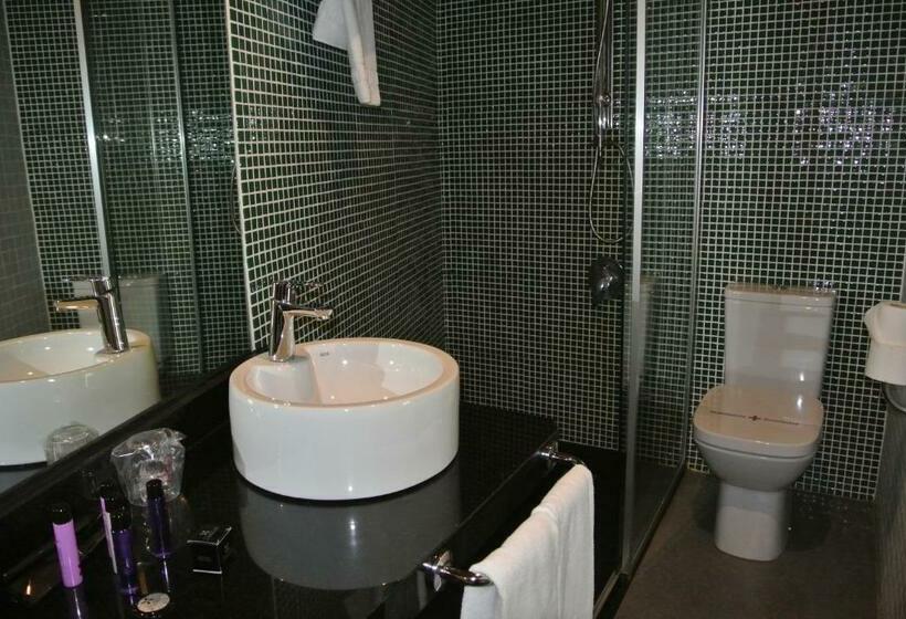 هتل Hospederia Parque De Monfragüe