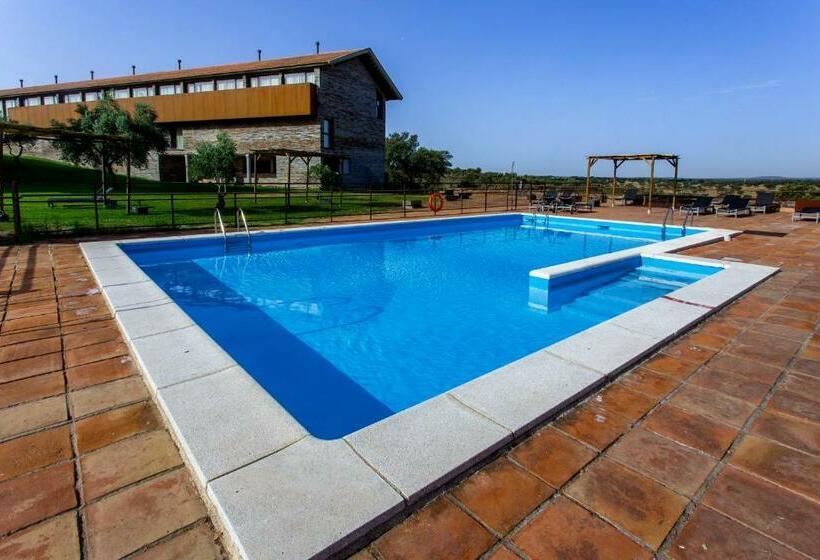 هتل Hospederia Parque De Monfragüe